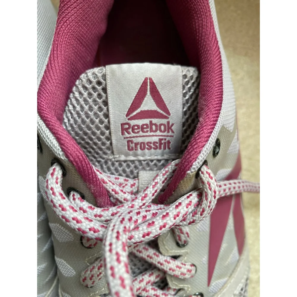 Reebok CrossFit Training Barefoot Sneakers Gray Berry Purple 10.5 Lightweight